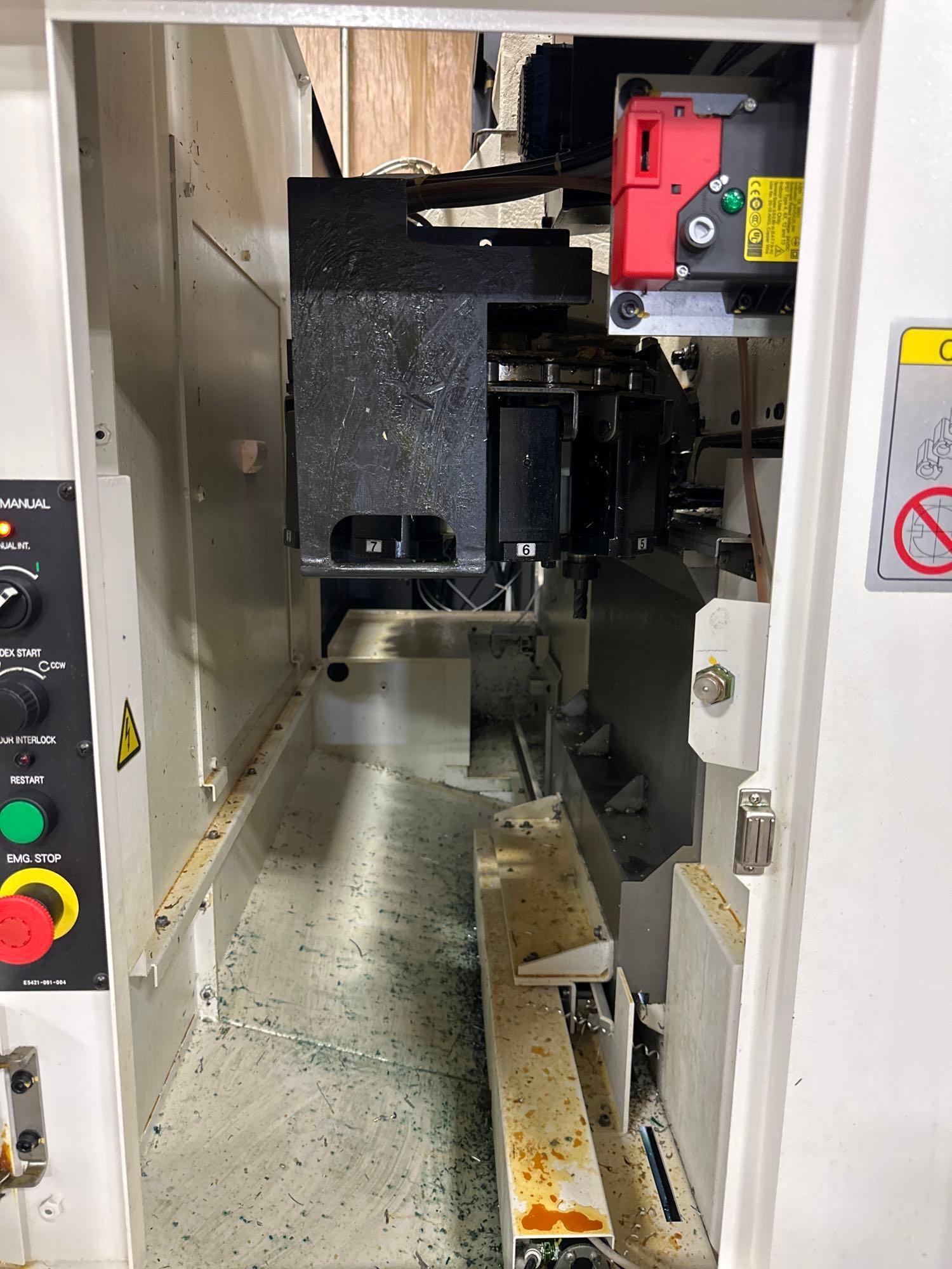 OKUMA GENOS M560-V - Image 5