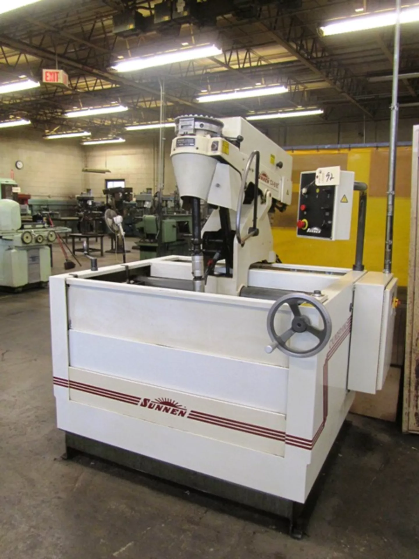 SUNNEN CV-616 CYLINDER KING VERTICAL HONING MACHINE - Image 2