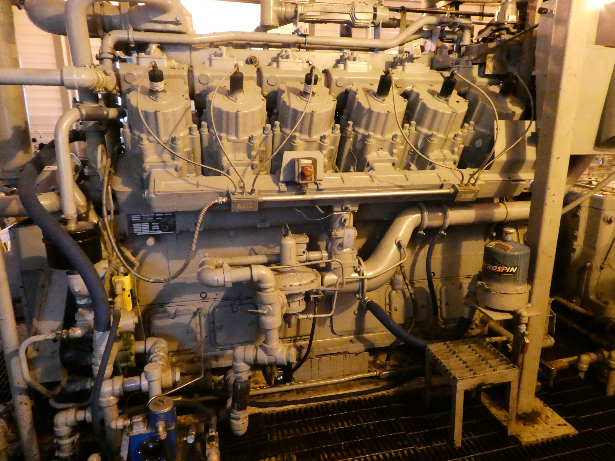 Waukesha 7044GSI Sweet Gas Compressor Package