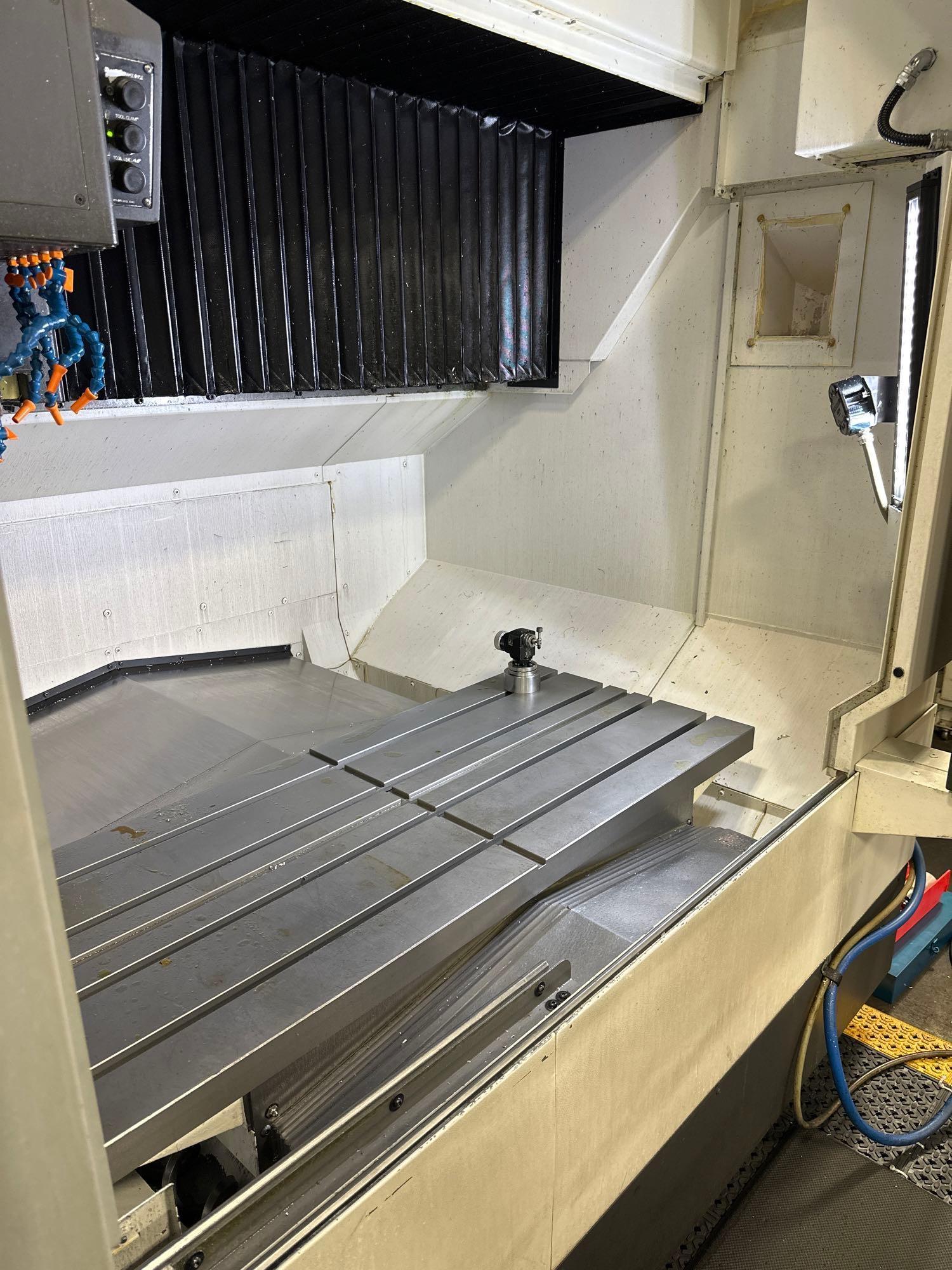OKUMA GENOS M560-V - Image 4