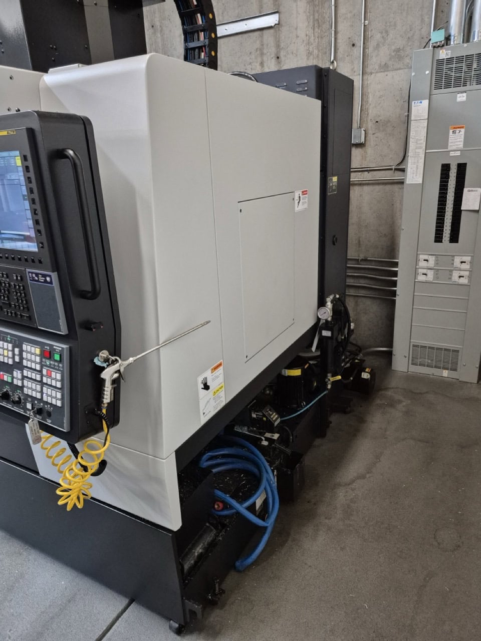 DN SOLUTIONS DOOSAN DNM 4500S - Image 4