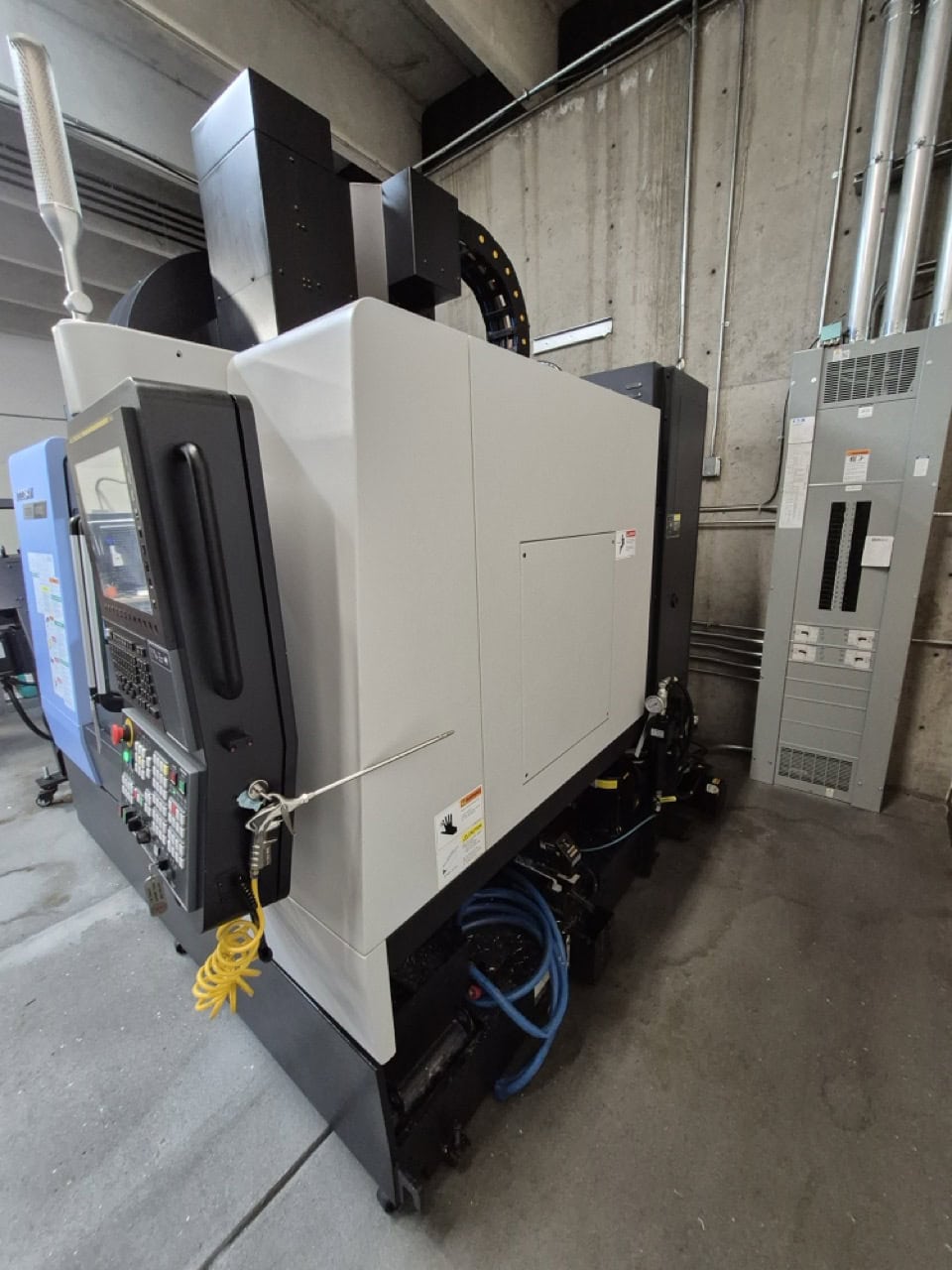 DN SOLUTIONS DOOSAN DNM 4500S - Image 5