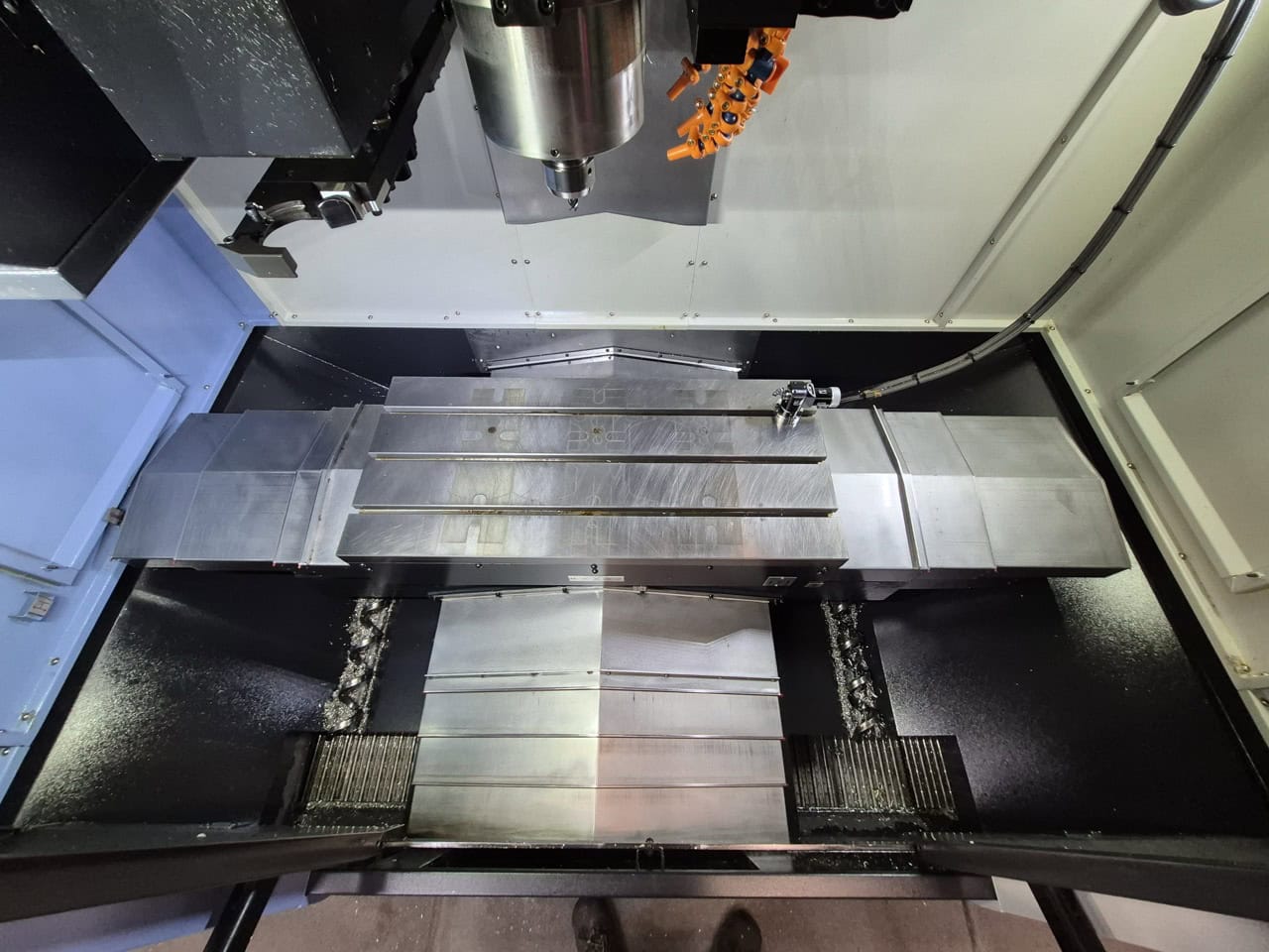 DN SOLUTIONS DOOSAN DNM 4500S - Image 12