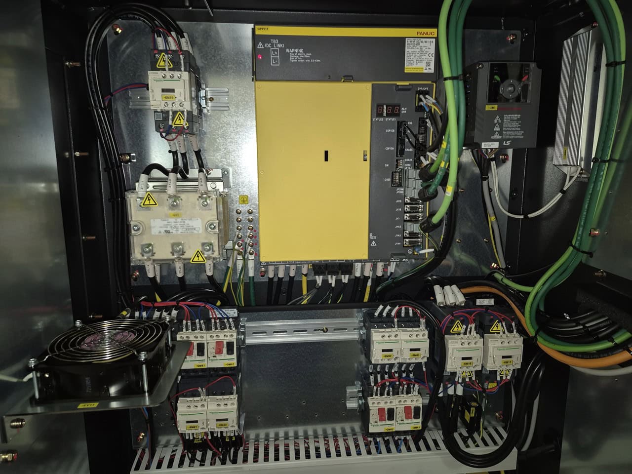 DN SOLUTIONS DOOSAN DNM 4500S - Image 28
