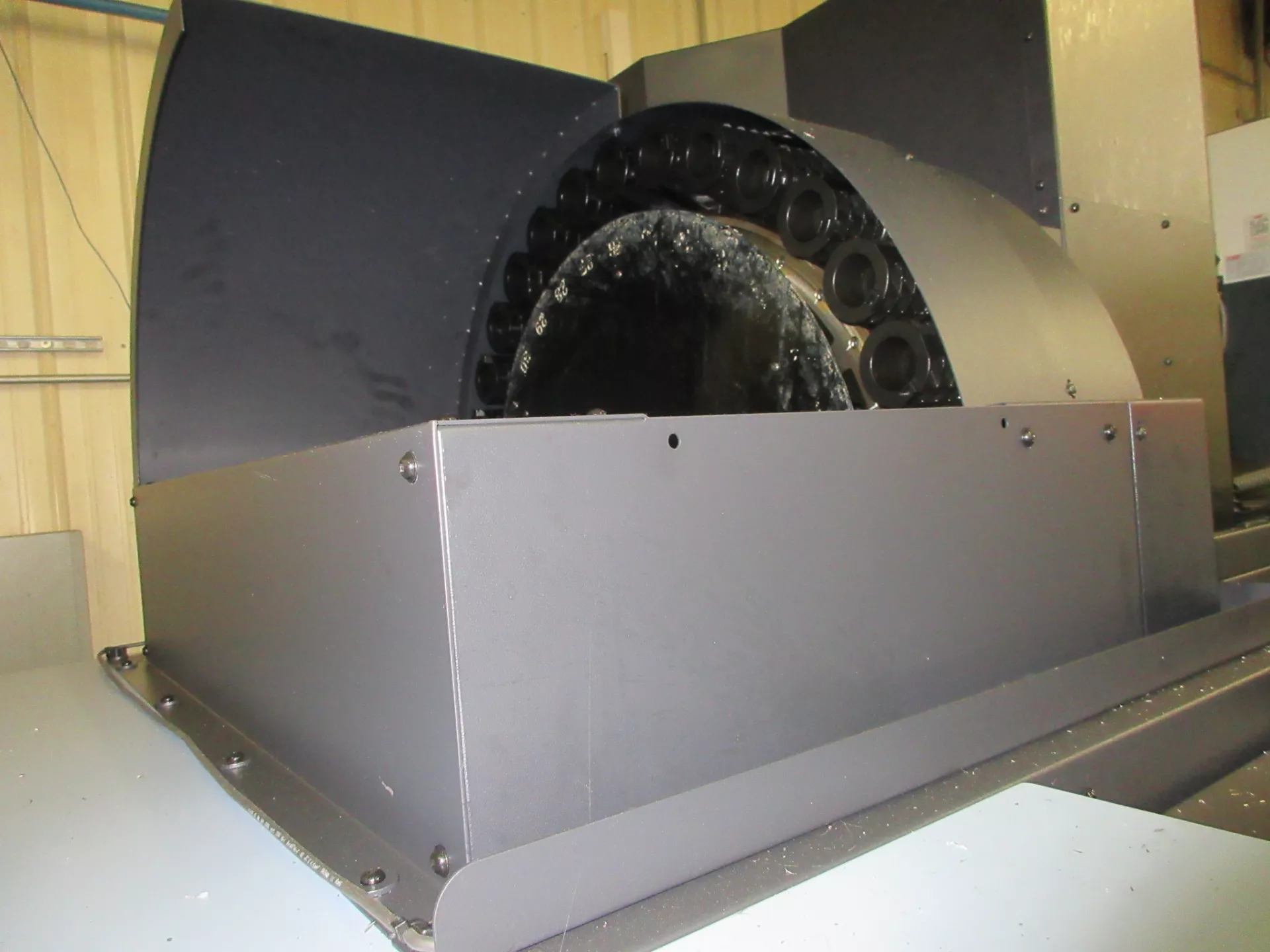 DN Solutions (Doosan) DNM-5700L 4-Axis - Image 6