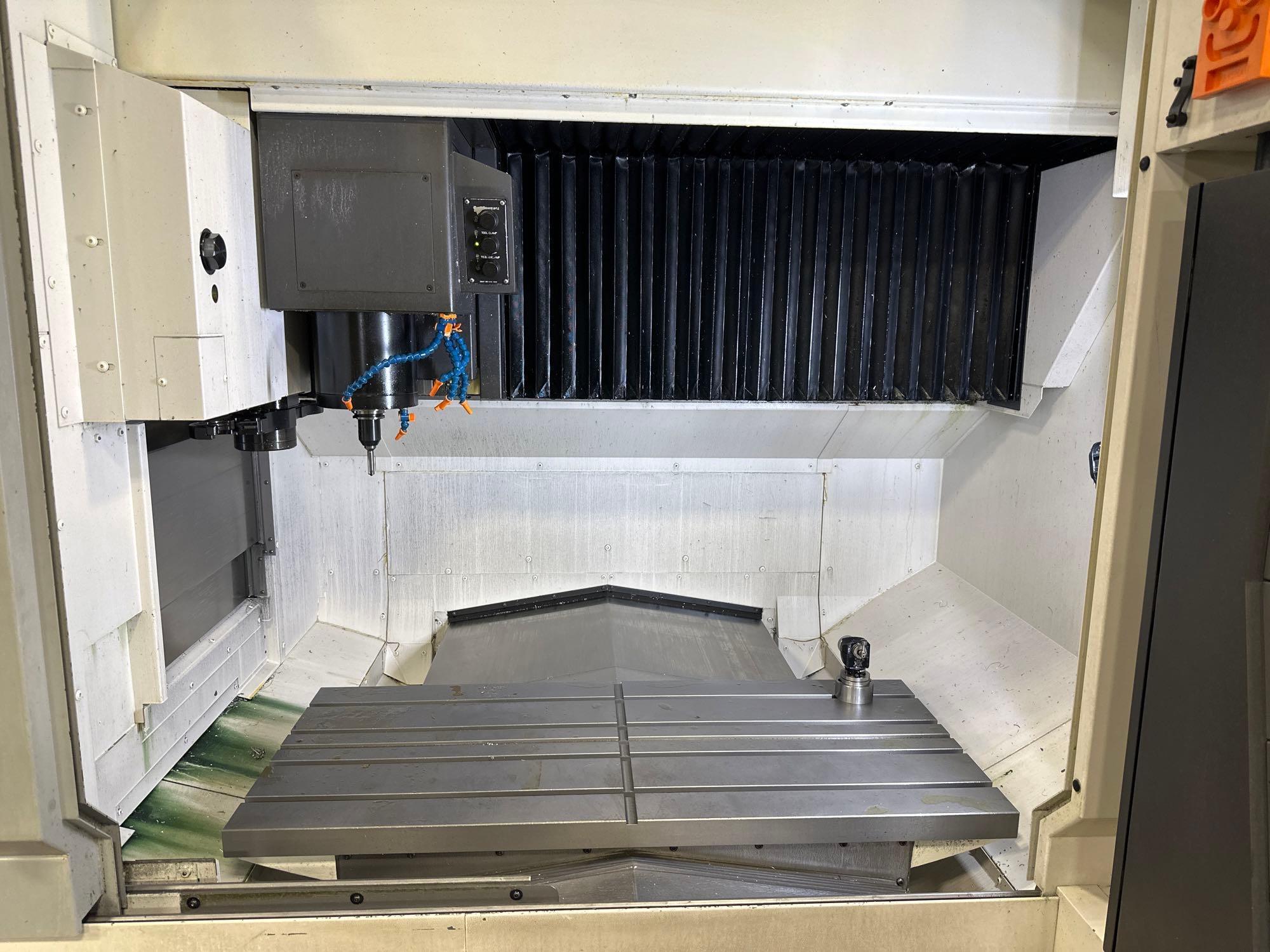 OKUMA GENOS M560-V - Image 12