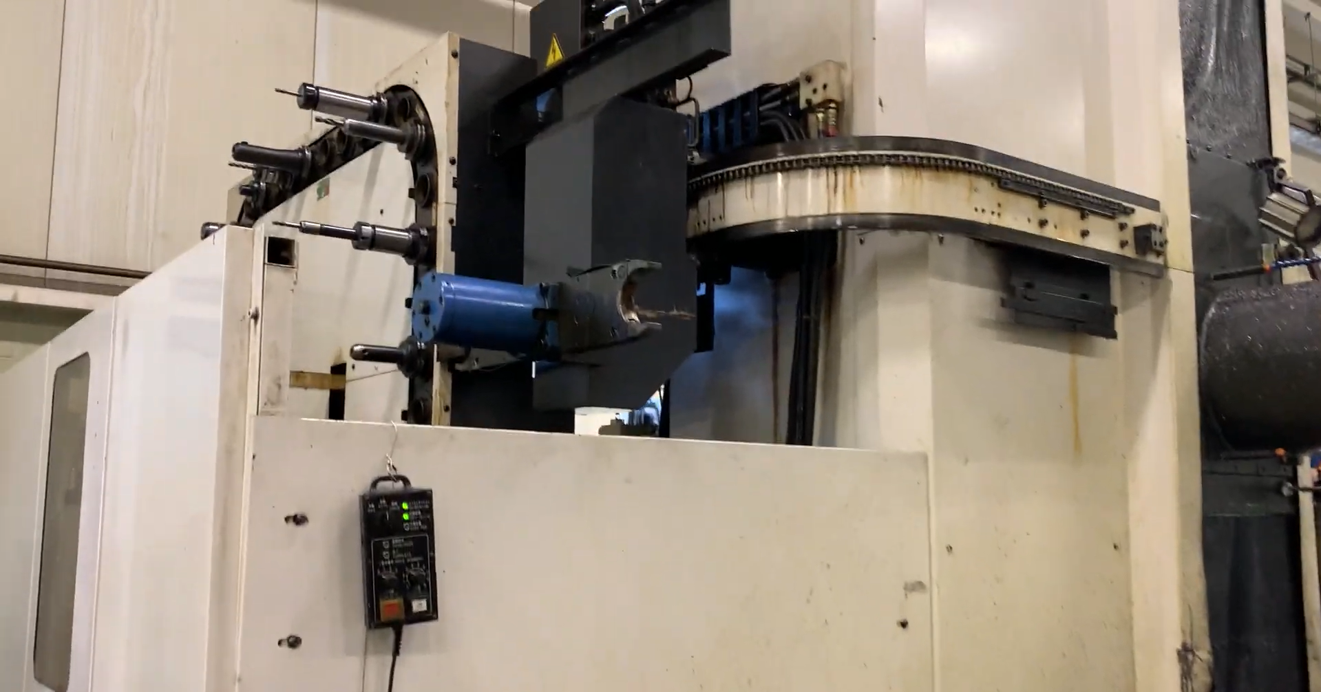 TOSHIBA BTD-110R16 CNC TABLE-TYPE HORIZONTAL BORING MILL - Image 7