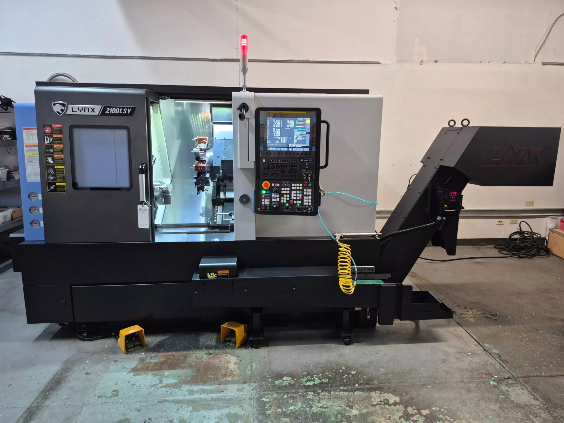 DN SOLUTIONS (DOOSAN) LYNX 2100LSYB