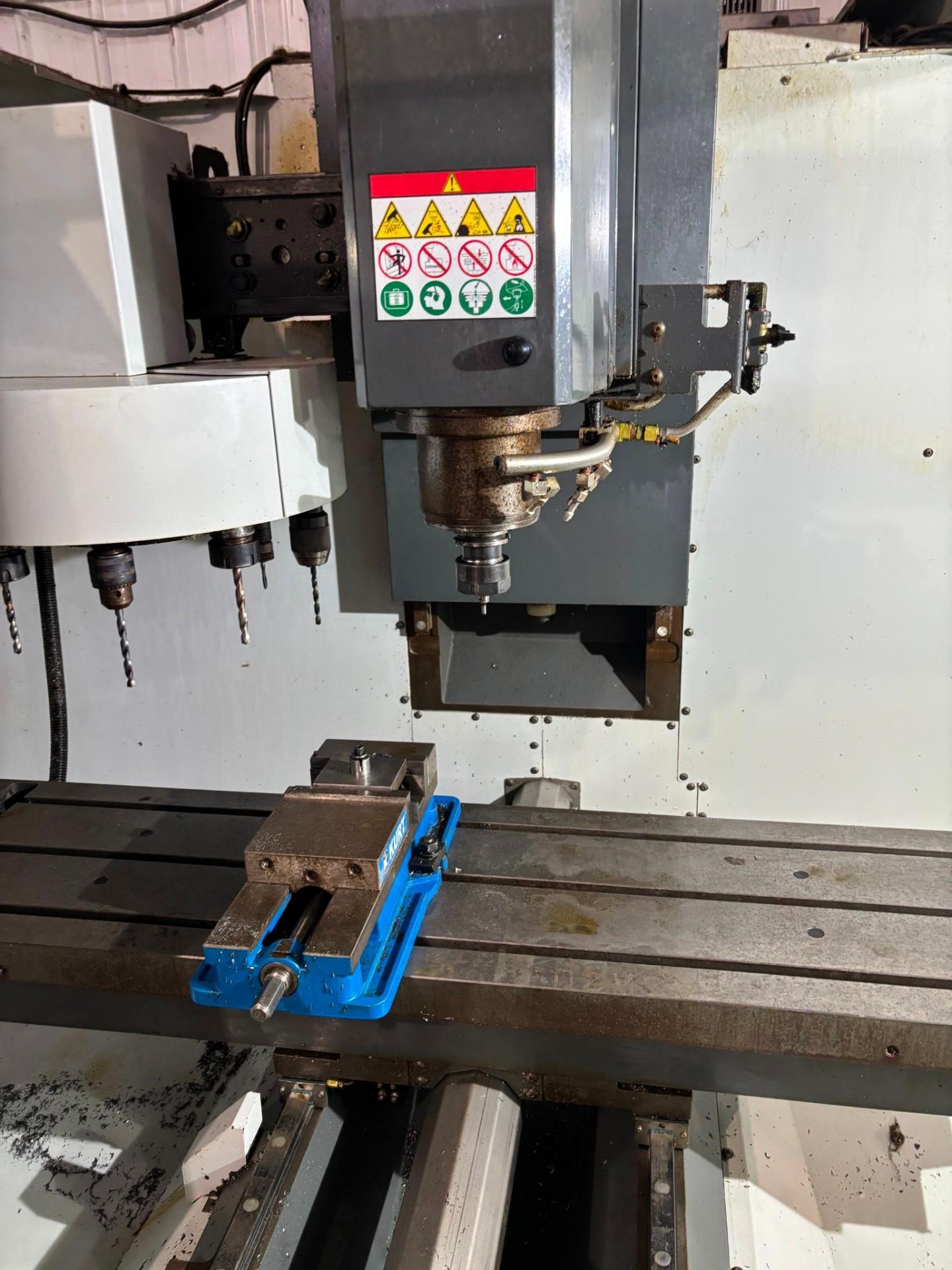 2017 HAAS TM-3P CNC MILL - LOW HOURS, CHIP AUGER, COOLANT SYSTEM, IPS - Image 6