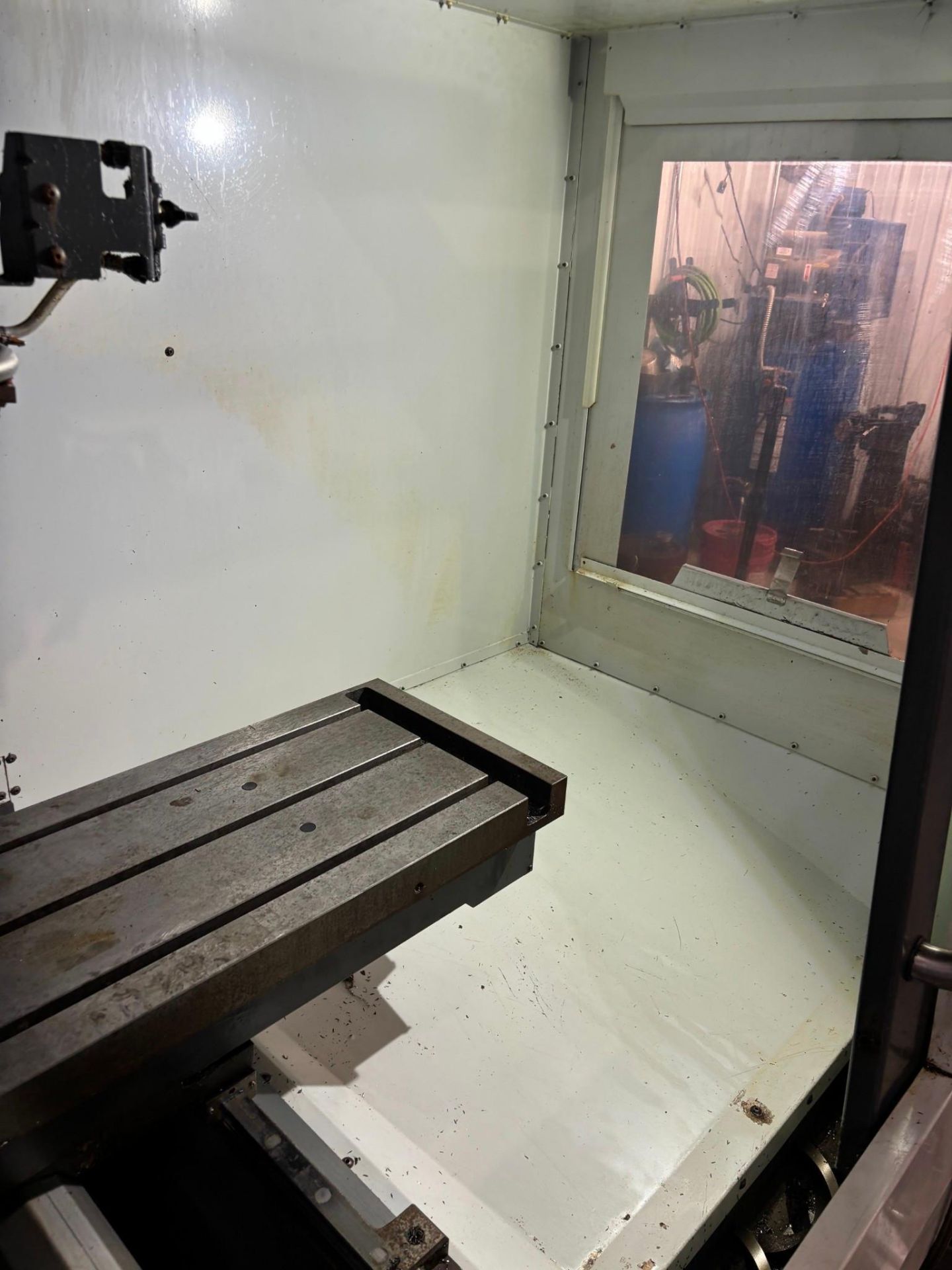 2017 HAAS TM-3P CNC MILL - LOW HOURS, CHIP AUGER, COOLANT SYSTEM, IPS - Image 10