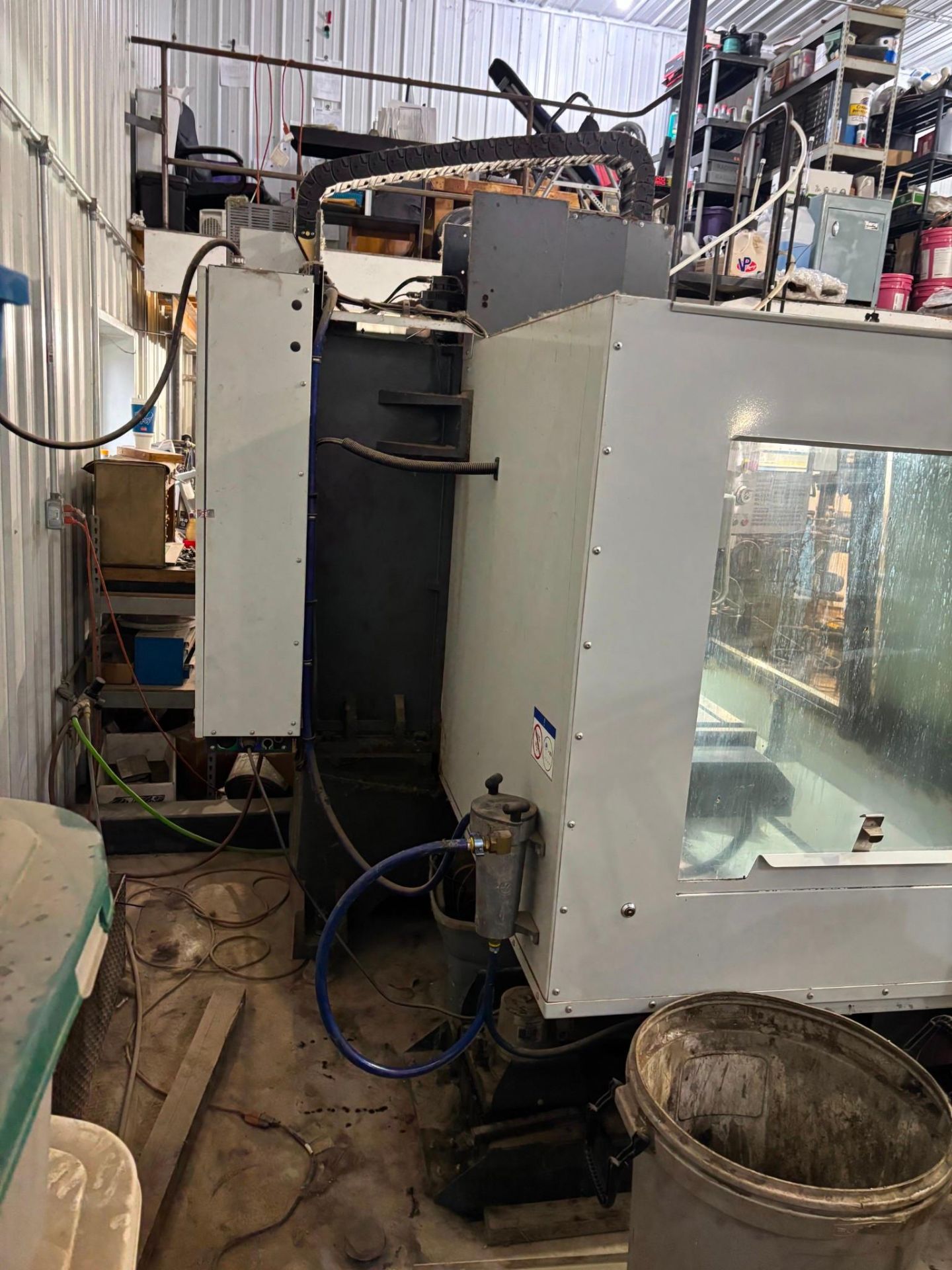 2017 HAAS TM-3P CNC MILL - LOW HOURS, CHIP AUGER, COOLANT SYSTEM, IPS - Image 13