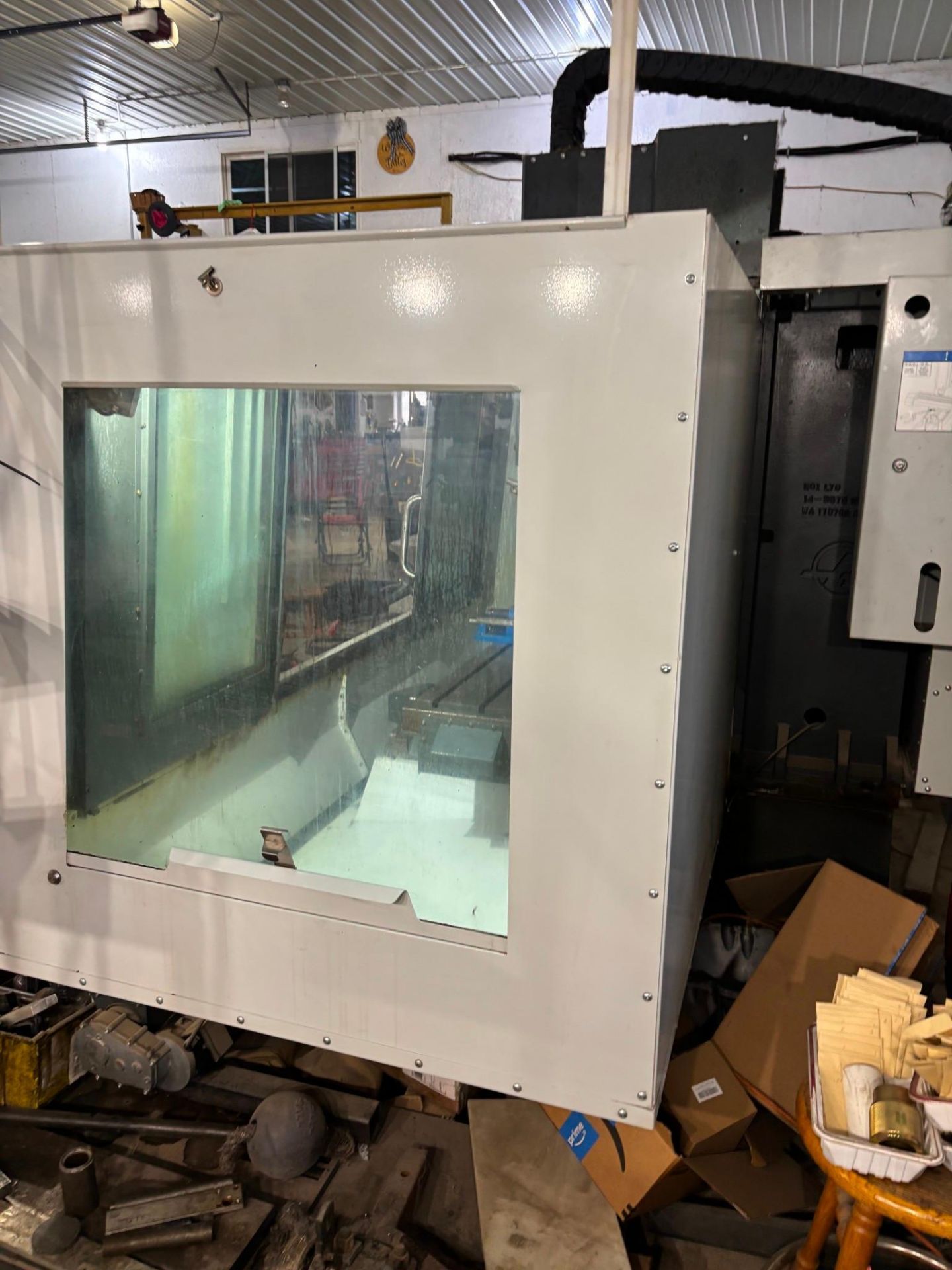 2017 HAAS TM-3P CNC MILL - LOW HOURS, CHIP AUGER, COOLANT SYSTEM, IPS - Image 14