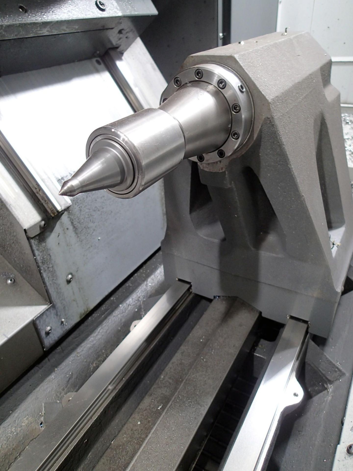 2022 HAAS ST-35 CNC LATHE - PROGRAMMABLE TAILSTOCK, PRESETTER, 12" CHUCK, CONVEYOR - Image 13