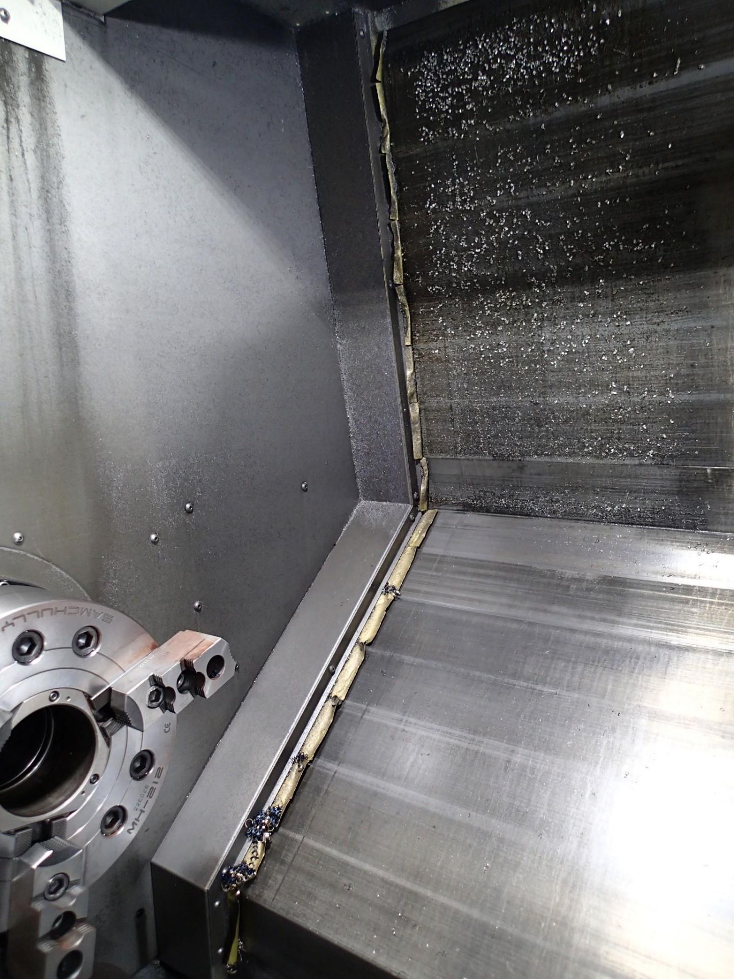 2022 HAAS ST-35 CNC LATHE - PROGRAMMABLE TAILSTOCK, PRESETTER, 12" CHUCK, CONVEYOR - Image 21