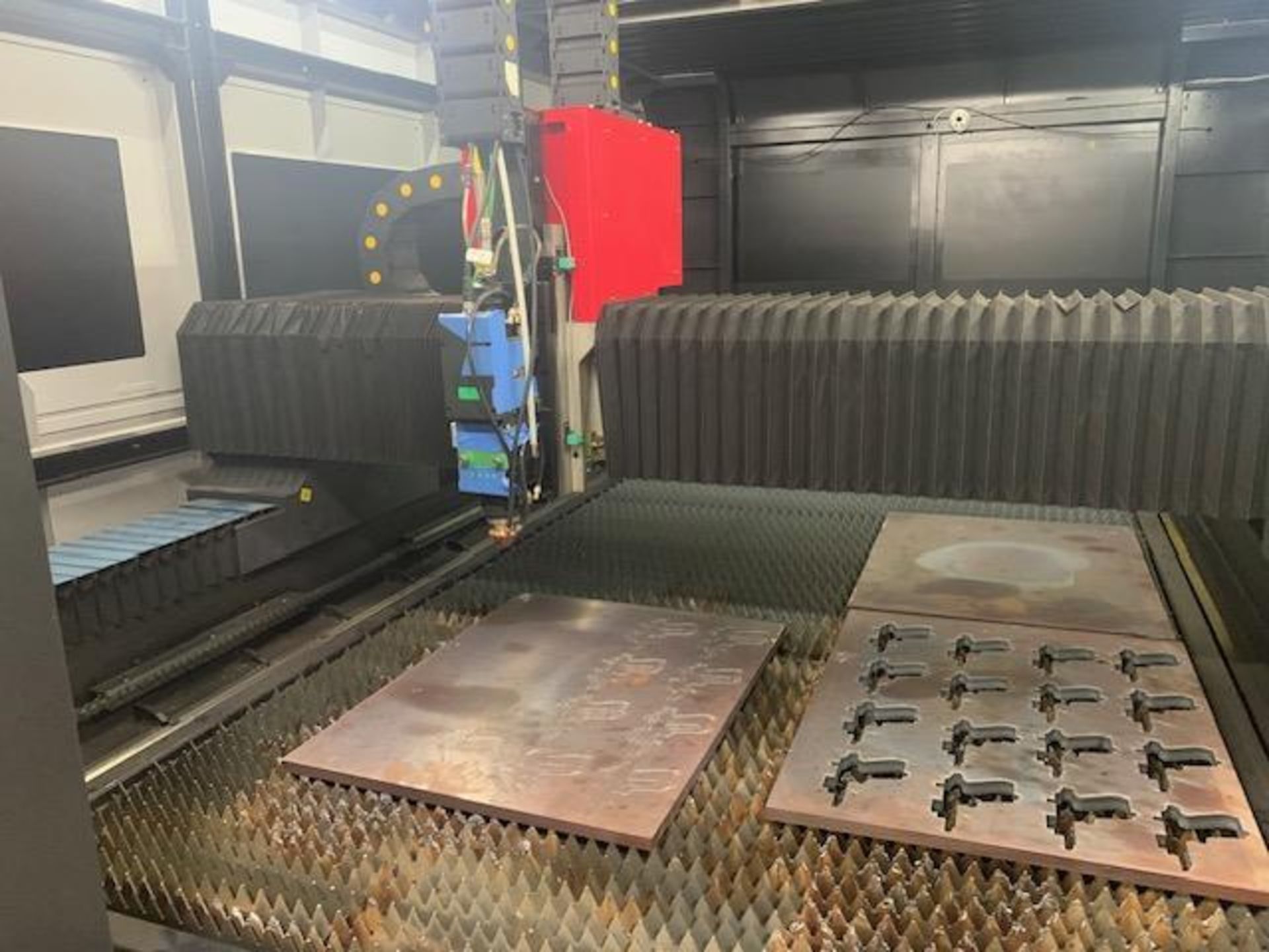 2024 8000 WATT BOSS FC6012 EXT PLUS FIBER LASER - 5' X 10', CHILLER - Image 5