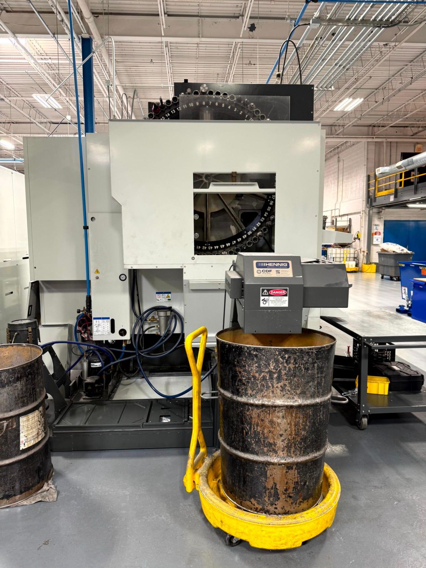 2022 HAAS UMC-750SS UNIVERSAL MACHINING CENTER, FANUC M-20ID ROBOT CELL, CHIP CONVEYOR - Image 10
