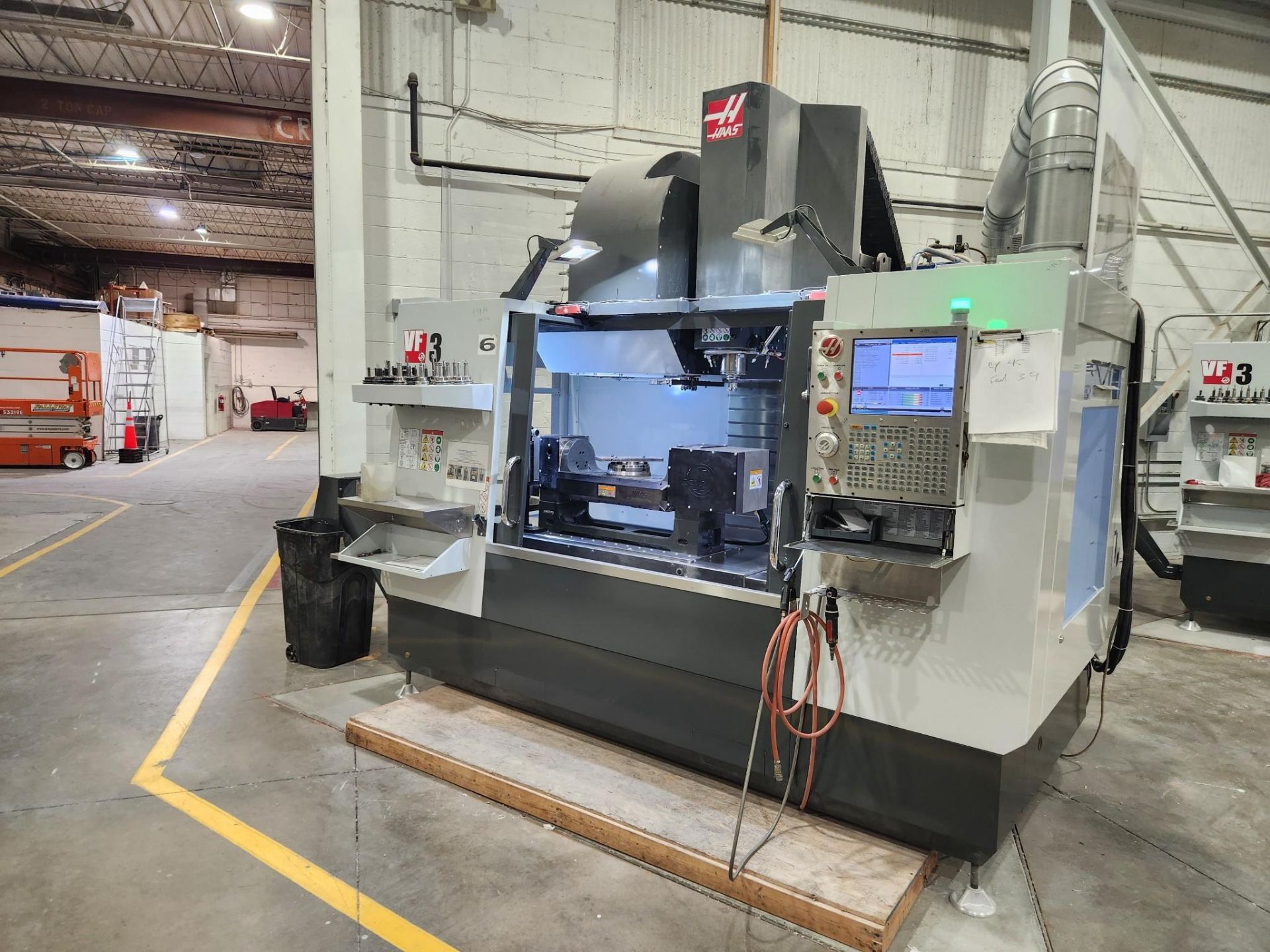 2016 HAAS VF-3 VMC - 40 ATC, WIPS, 30K RPM, CHIP AUGER, 4TH & 5TH AXIS READY - Image 7