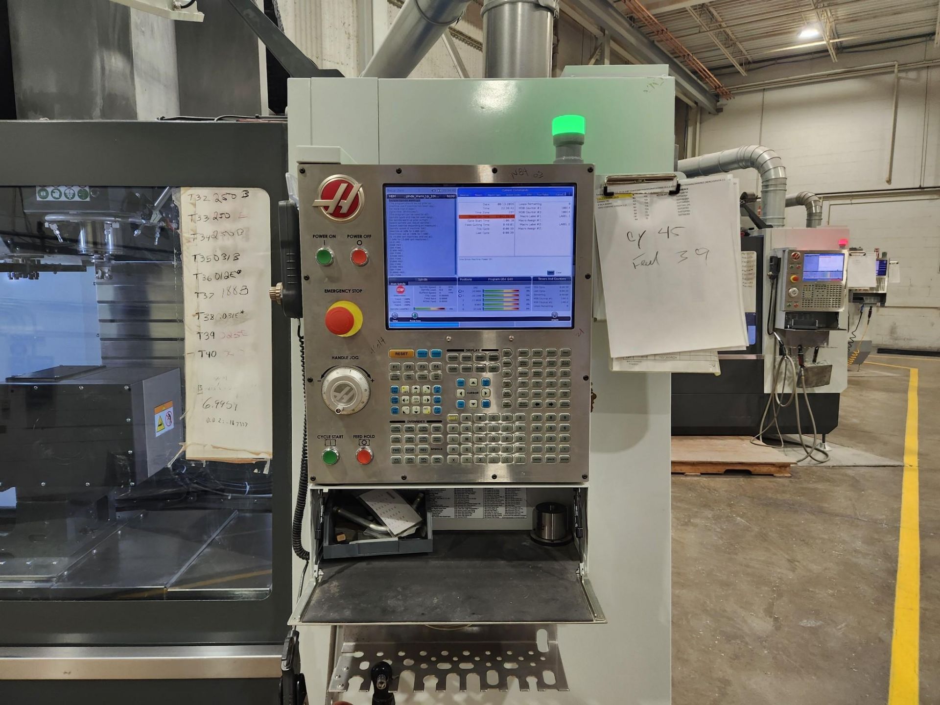 2016 HAAS VF-3 VMC - 40 ATC, WIPS, 30K RPM, CHIP AUGER, 4TH & 5TH AXIS READY - Image 9