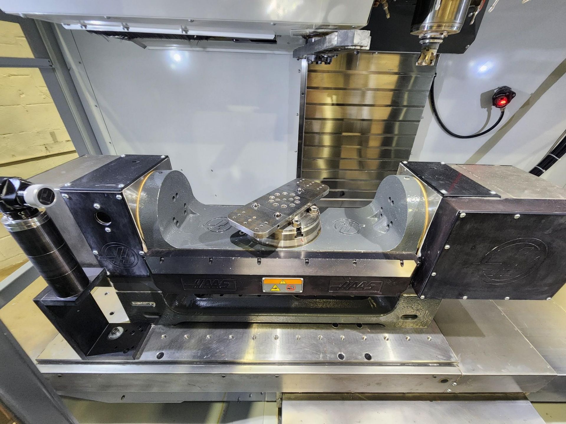 2020 HAAS TR-210 5-AXIS TRUNNION ROTARY TABLE