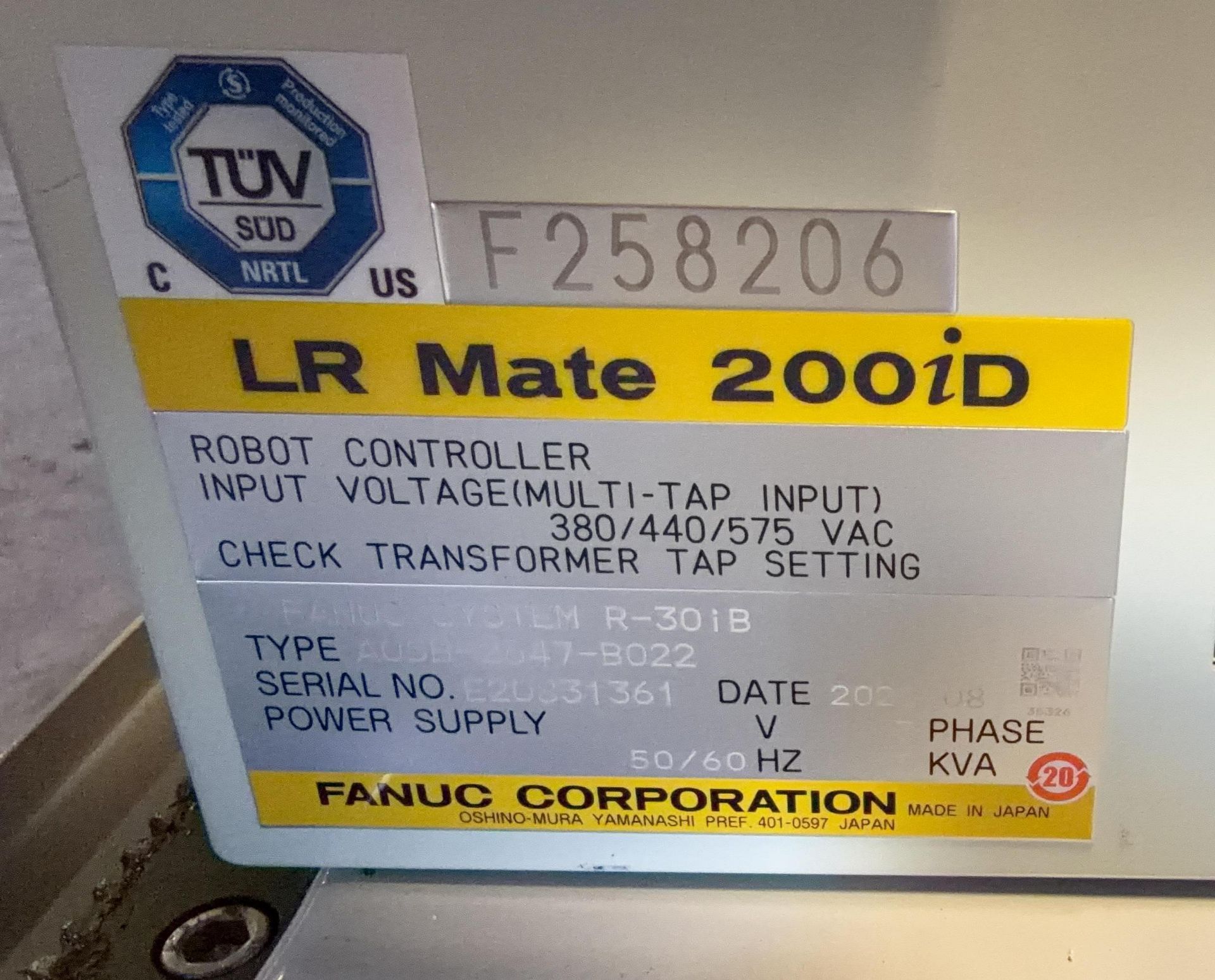 Fanuc LR Mate 200iD/7LC Robots w/7th Axis Track - Image 5