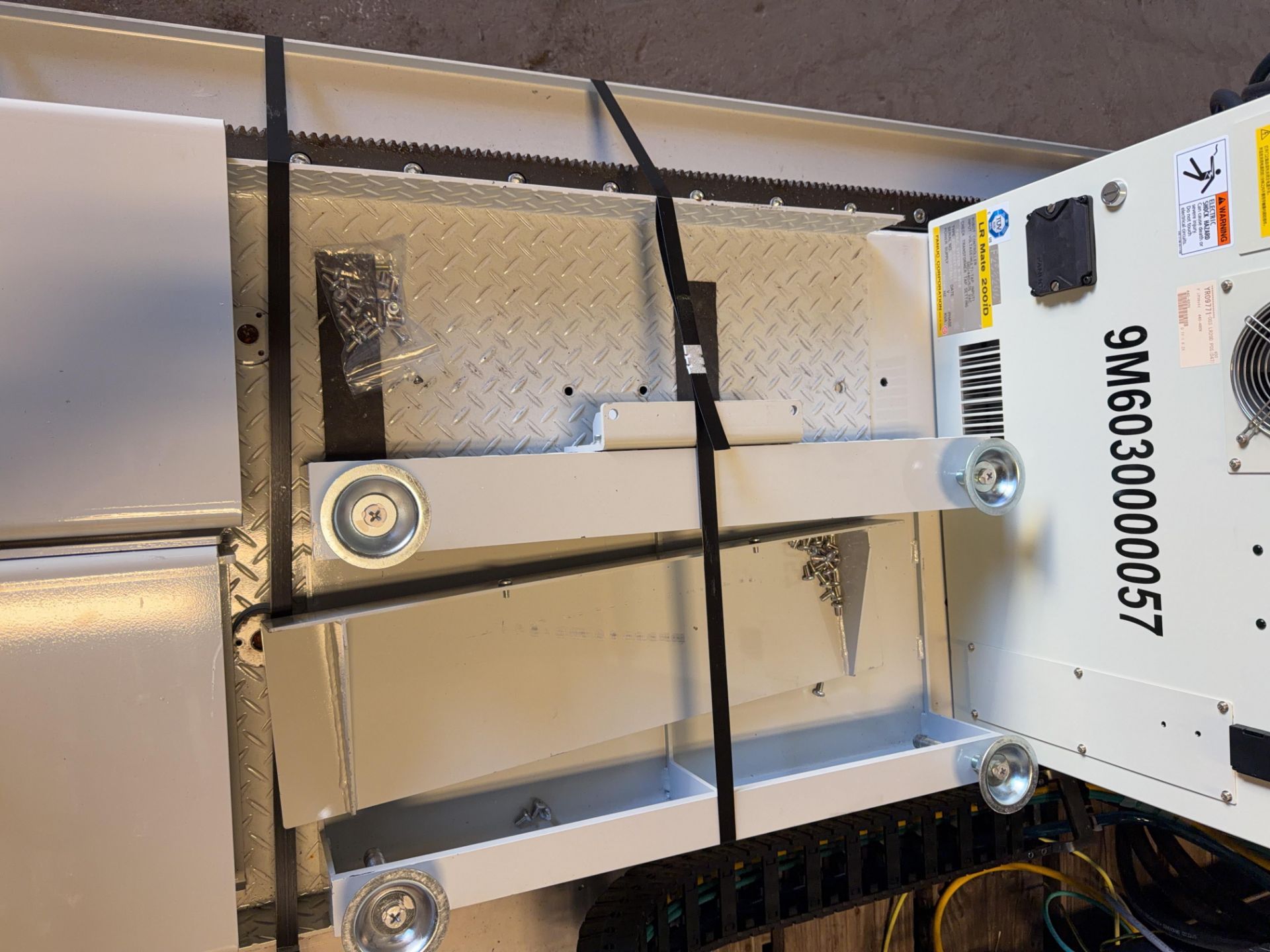 Fanuc LR Mate 200iD/7LC Robots w/7th Axis Track - Image 11