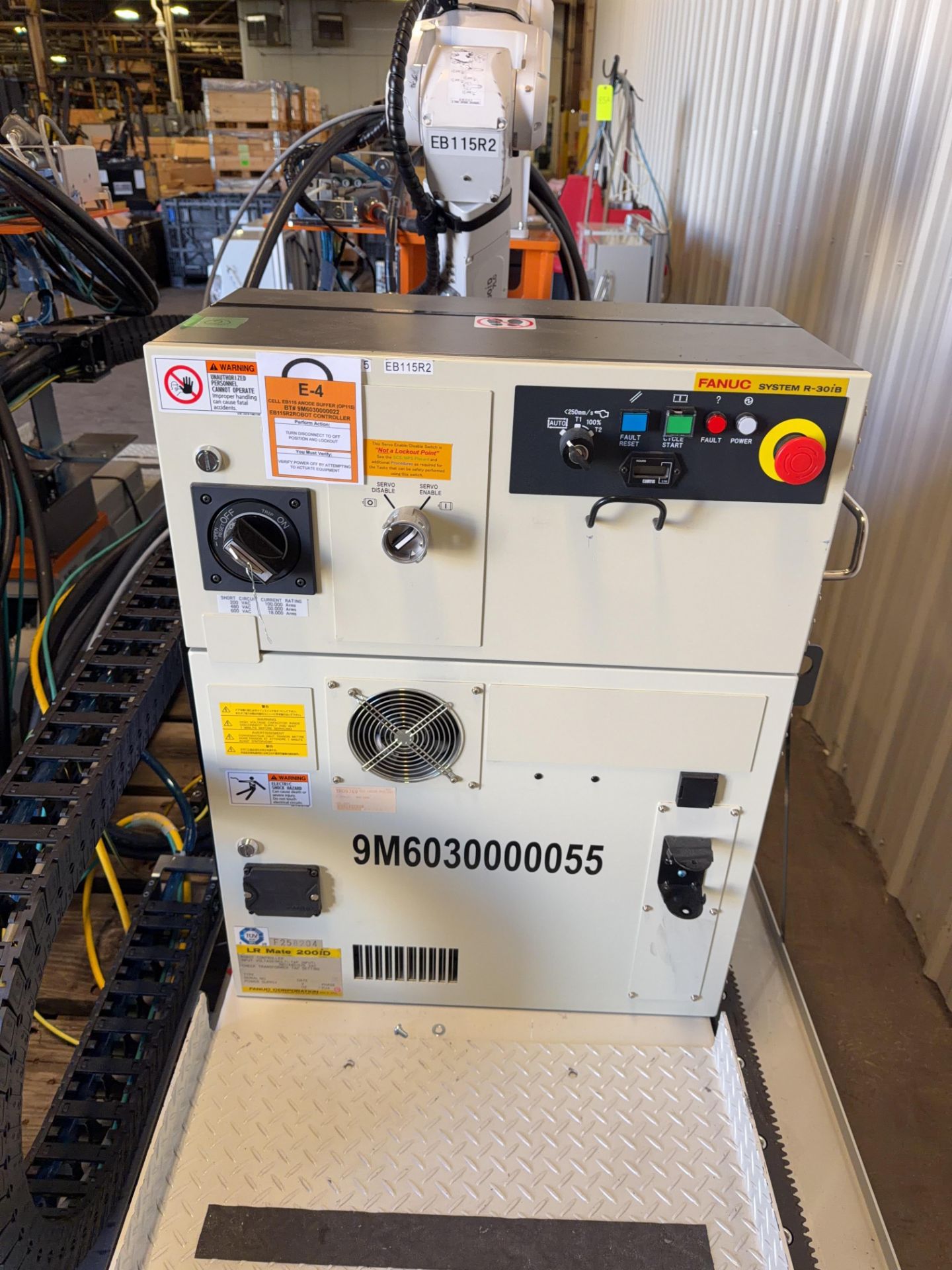 Fanuc LR Mate 200iD/7LC Clean Room Robot w/7th Axis Track - Image 7
