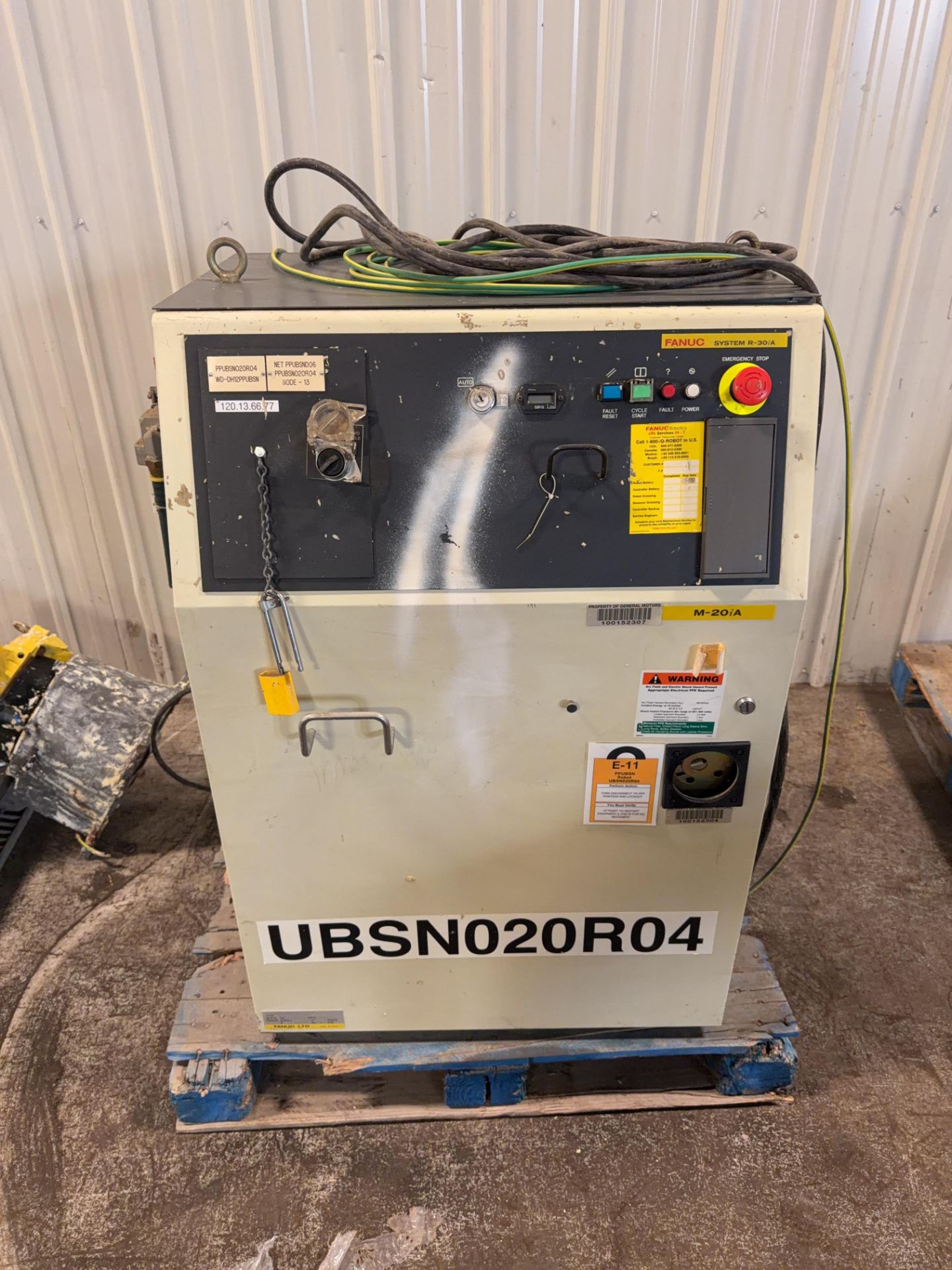 Fanuc M20iA Robot & Controller - Image 9