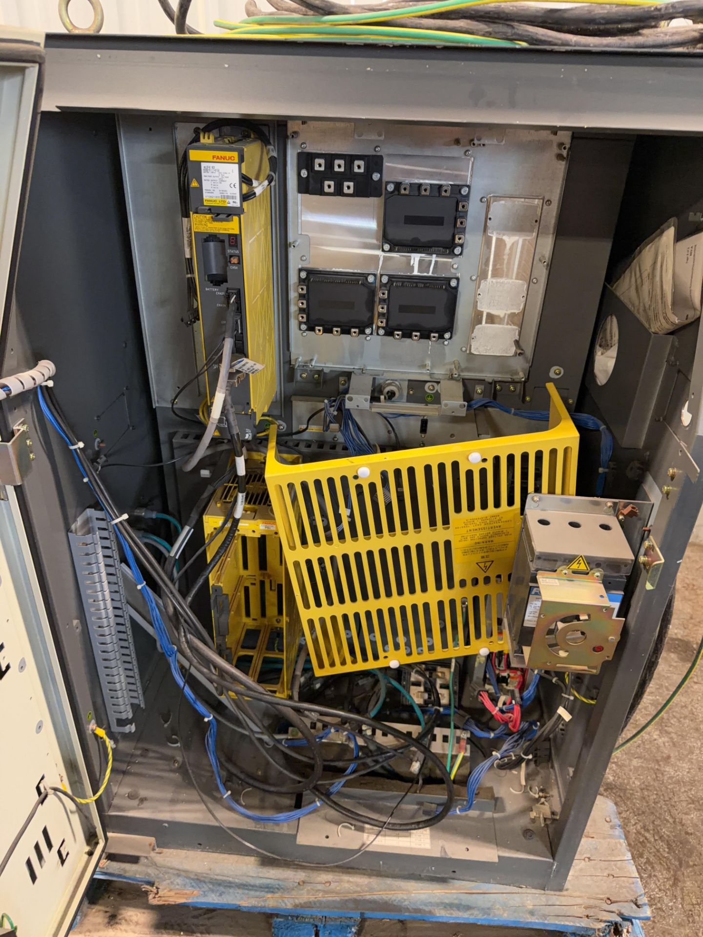 Fanuc M20iA Robot & Controller - Image 16