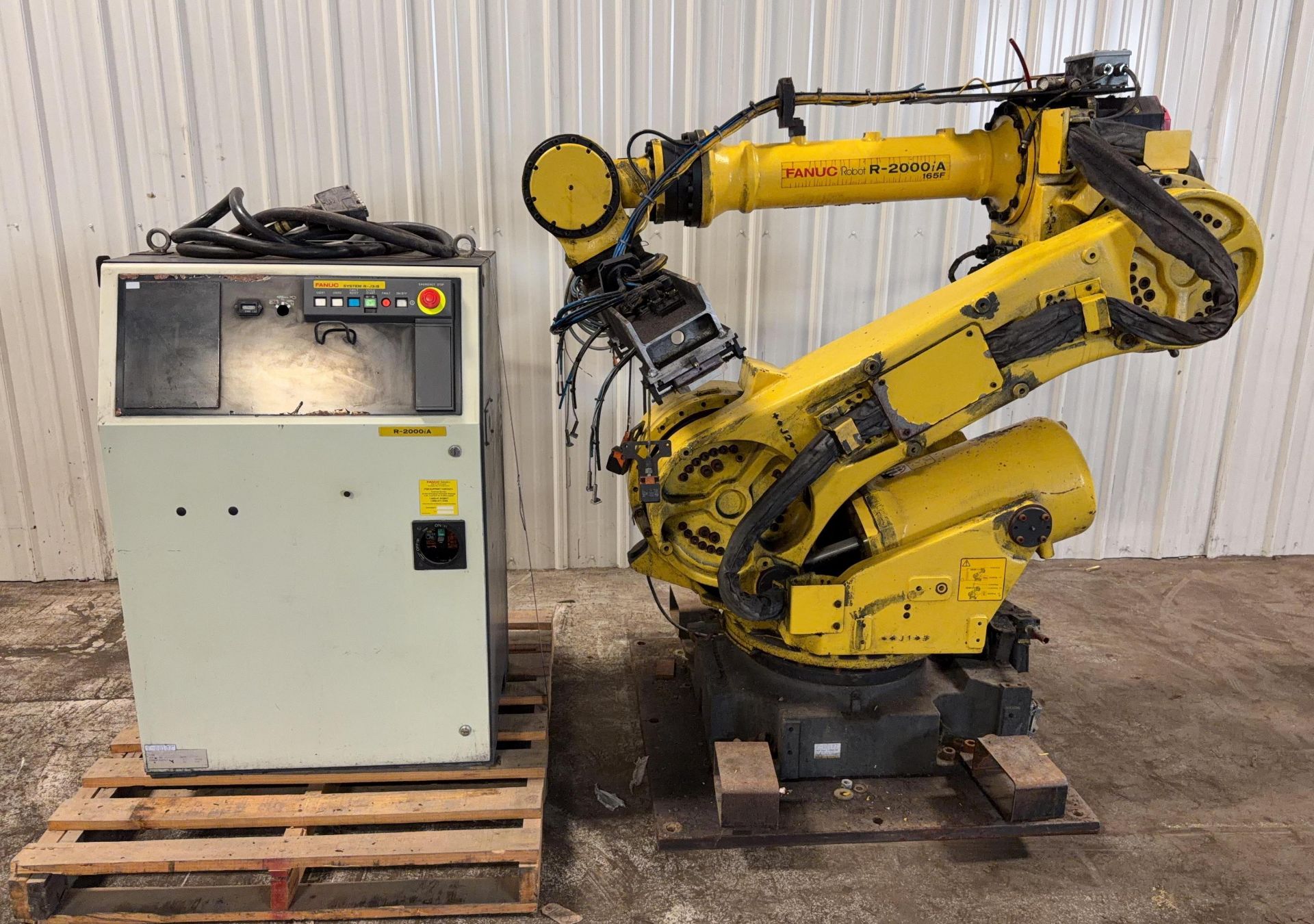 Fanuc R2000iA/165F Robot & Controller