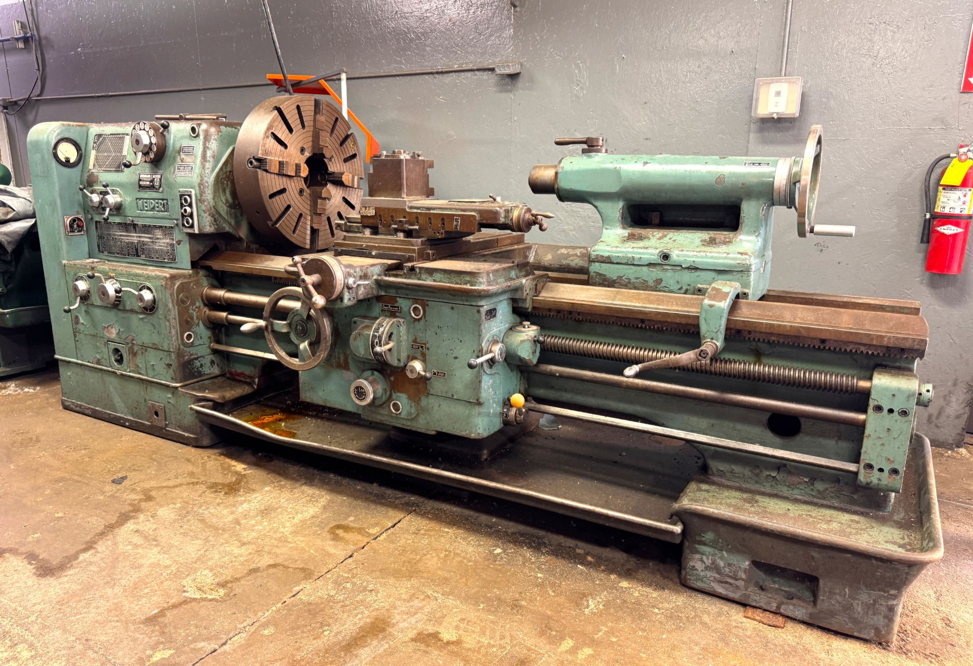 WEIPERT W710 32” x 64” Lathe, s/n 16605, 24” 4-Jaw Chuck, 7-710 Spindle RPM, Tool Post, Tailstock,