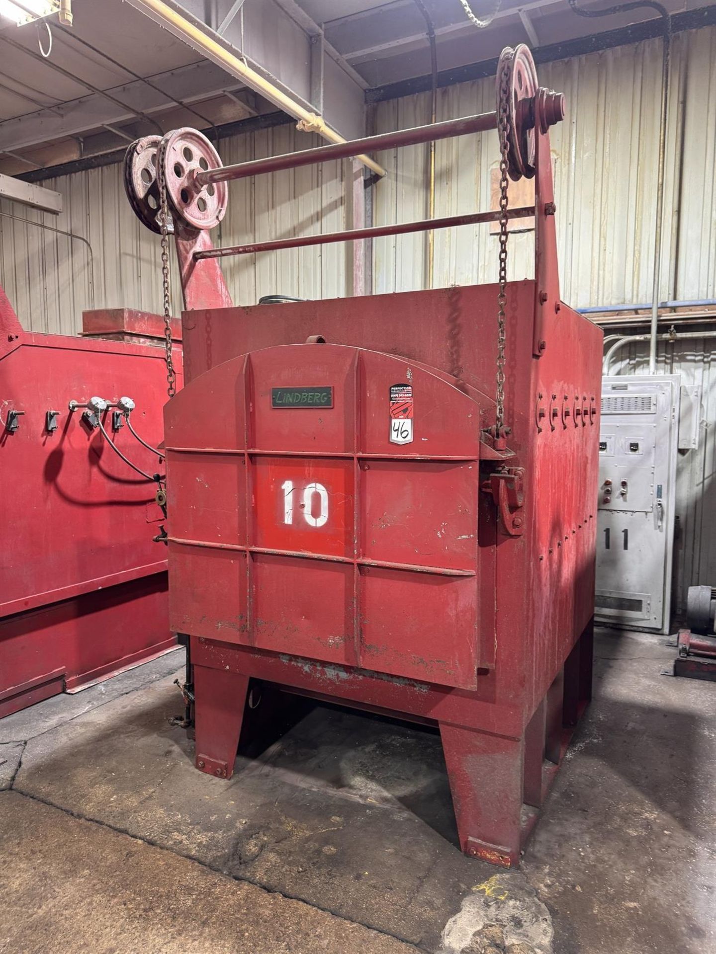 LINDBERG 11-EC-364824-B Box Furnace, s/n 4481, 1250°F Max. Temperature, 59 KW, 460V, 3PH, #10