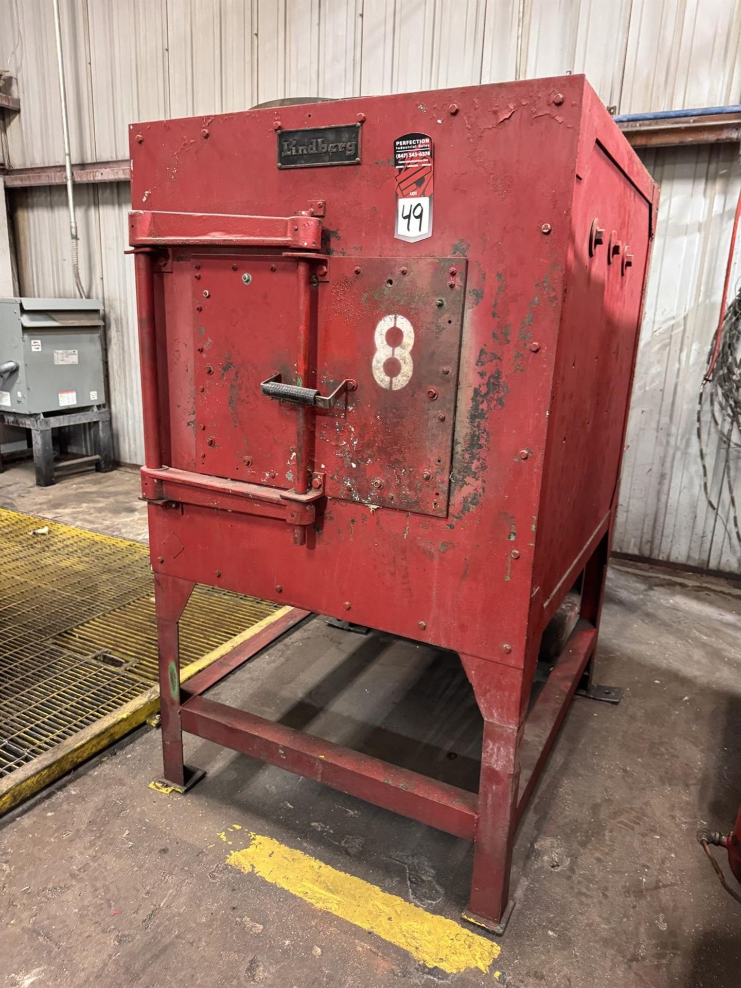 LINDBERG 243618-EH Electric Furnace, s/n 4076, 800-1250°F Temp. Range, 35 KW,Max. Temperature, #8